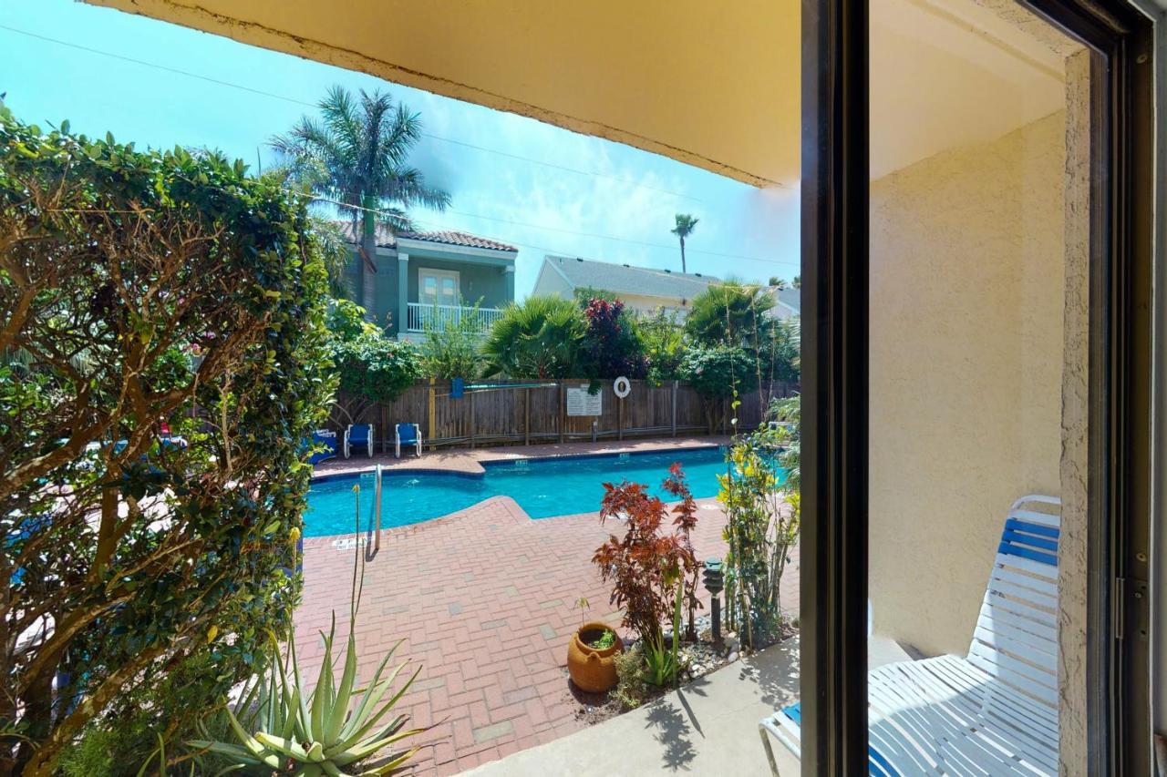 Ventura Villa South Padre Island Room photo